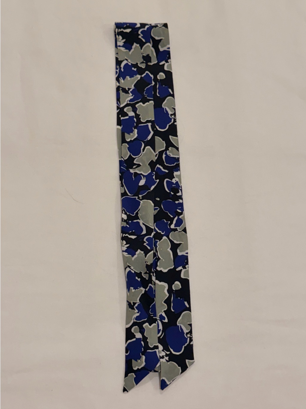 The Fold London - Nwt Lavinia Dress Navy Multicolour Abstract Print Silk — image 8 of 8